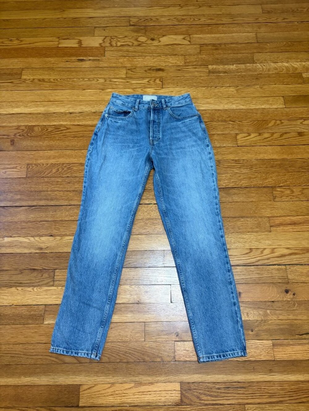 Everlane Women's Jeans Size 26 The Curvy 90's Cheeky Straight Light Wash Denim